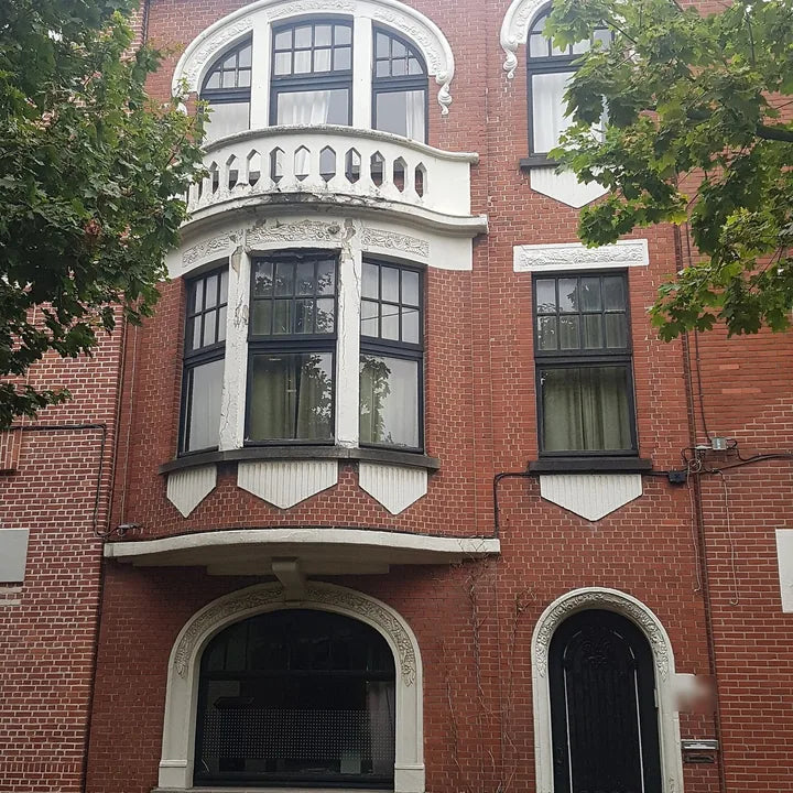 Art Nouveau house: photo of the real house